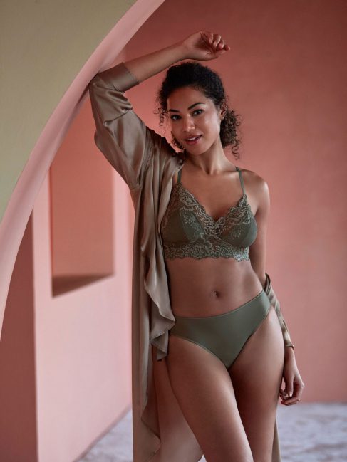 Edit_MPR_A1031926_A1031294_C_677_F1